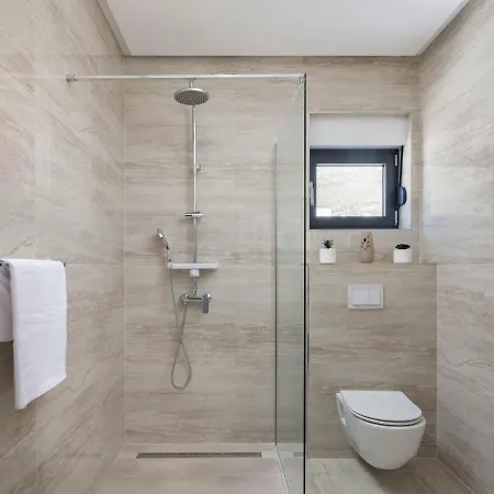 Villa Luxury Spotlight With Pool