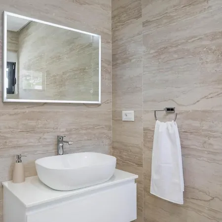 Luxury Spotlight With Pool Villa *