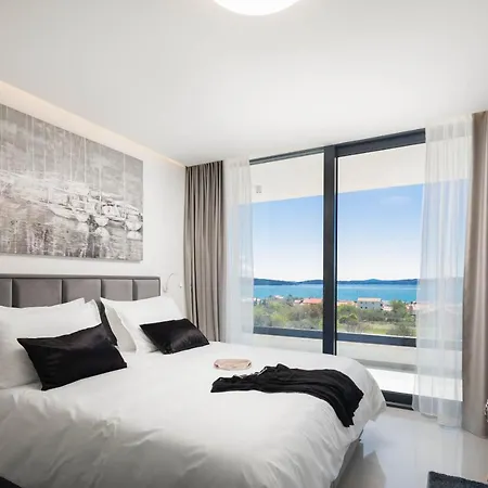 Luxury Spotlight With Pool Villa *